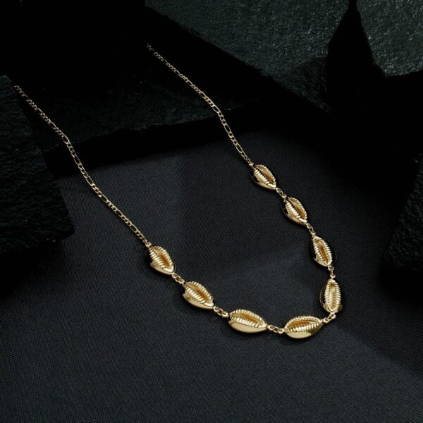 Colar Dourado Búzios - Imagem 3